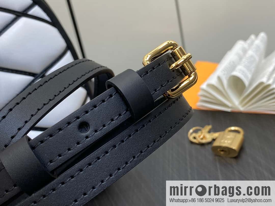 [Premium‑quality] M23666 white rhombus, full leather shell bag series Alma BB shell handbag