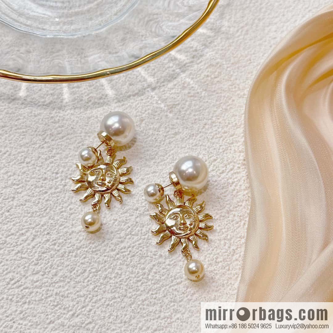 New ☑️ DIOR size pearl sun earrings stud earrings