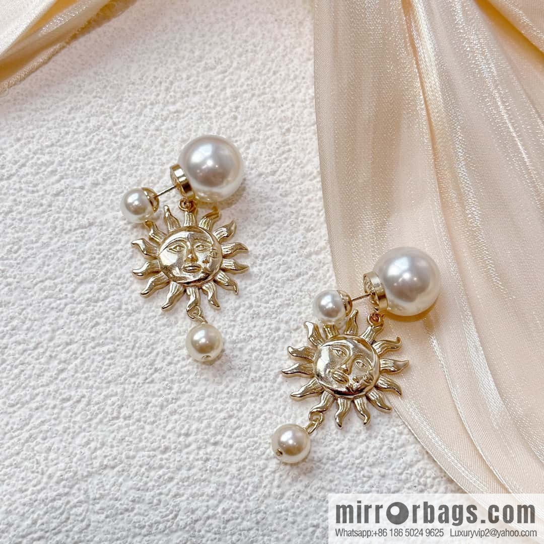 New ☑️ DIOR size pearl sun earrings stud earrings