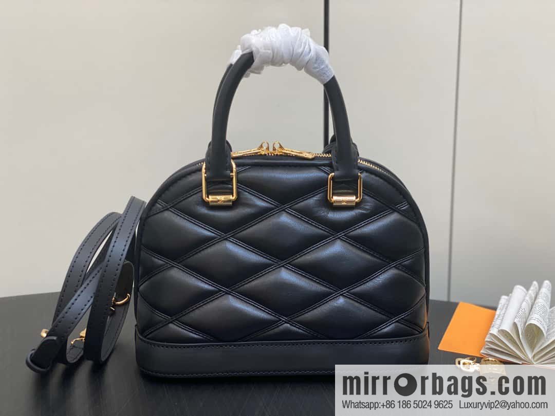 [Premium‑quality] M23666 black rhombus, full leather shell bag series Alma BB shell handbag