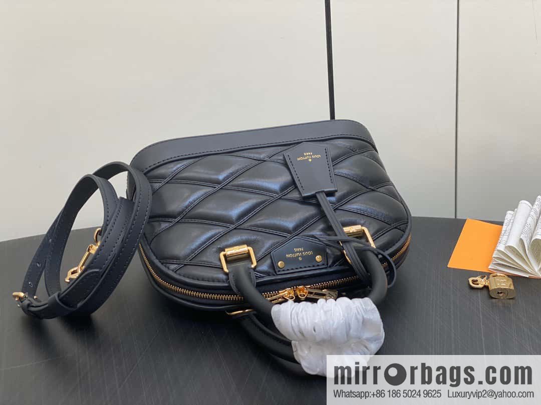 [Premium‑quality] M23666 black rhombus, full leather shell bag series Alma BB shell handbag