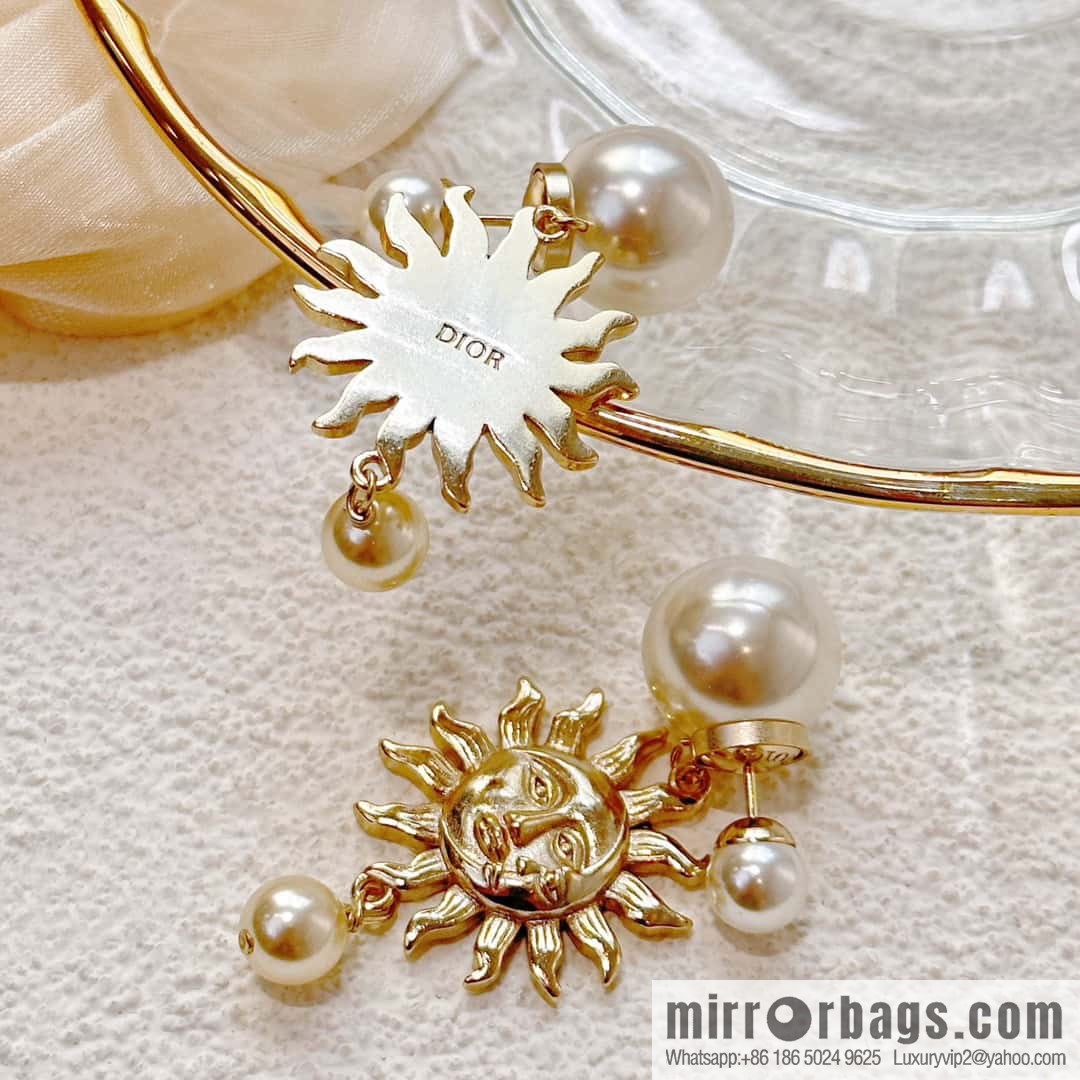 New ☑️ DIOR size pearl sun earrings stud earrings