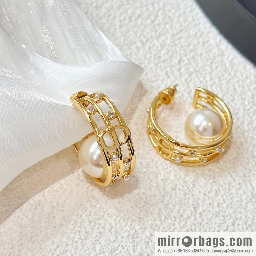 New ☑️ Dior Semicircular Pearl Earrings Earrings