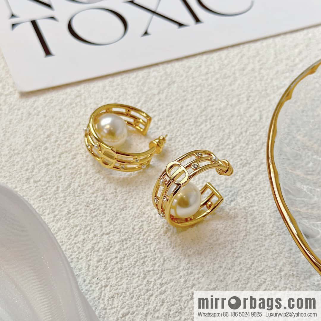 New ☑️ Dior Semicircular Pearl Earrings Earrings