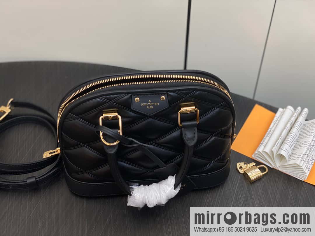 [Premium‑quality] M23666 black rhombus, full leather shell bag series Alma BB shell handbag