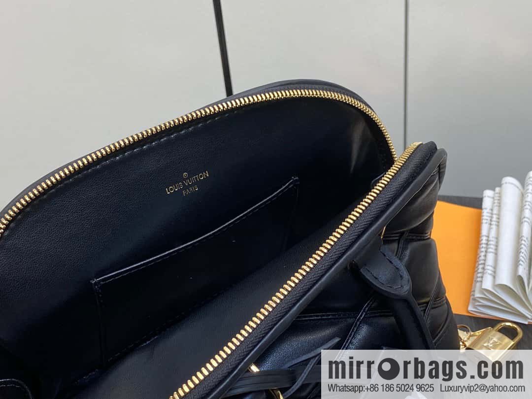 [Premium‑quality] M23666 black rhombus, full leather shell bag series Alma BB shell handbag