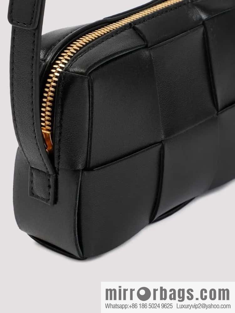 Bv early autumn new Cassette mobile phone bag, messenger bag, model; 755031 black