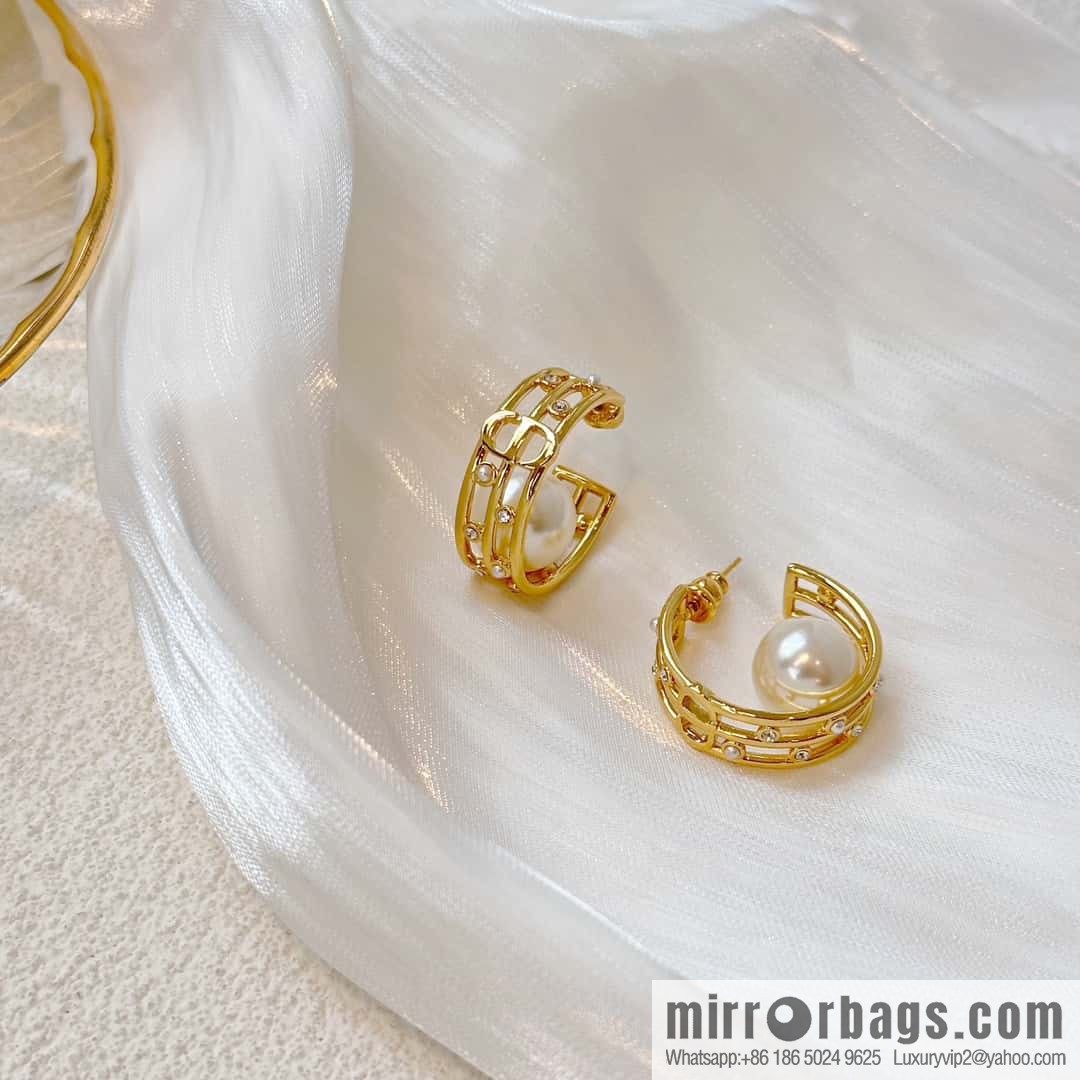 New ☑️ Dior Semicircular Pearl Earrings Earrings
