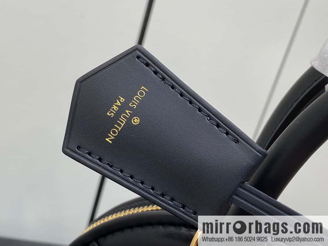 [Premium‑quality] M23666 black rhombus, full leather shell bag series Alma BB shell handbag