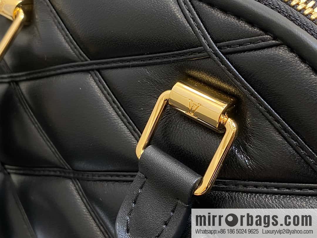 [Premium‑quality] M23666 black rhombus, full leather shell bag series Alma BB shell handbag