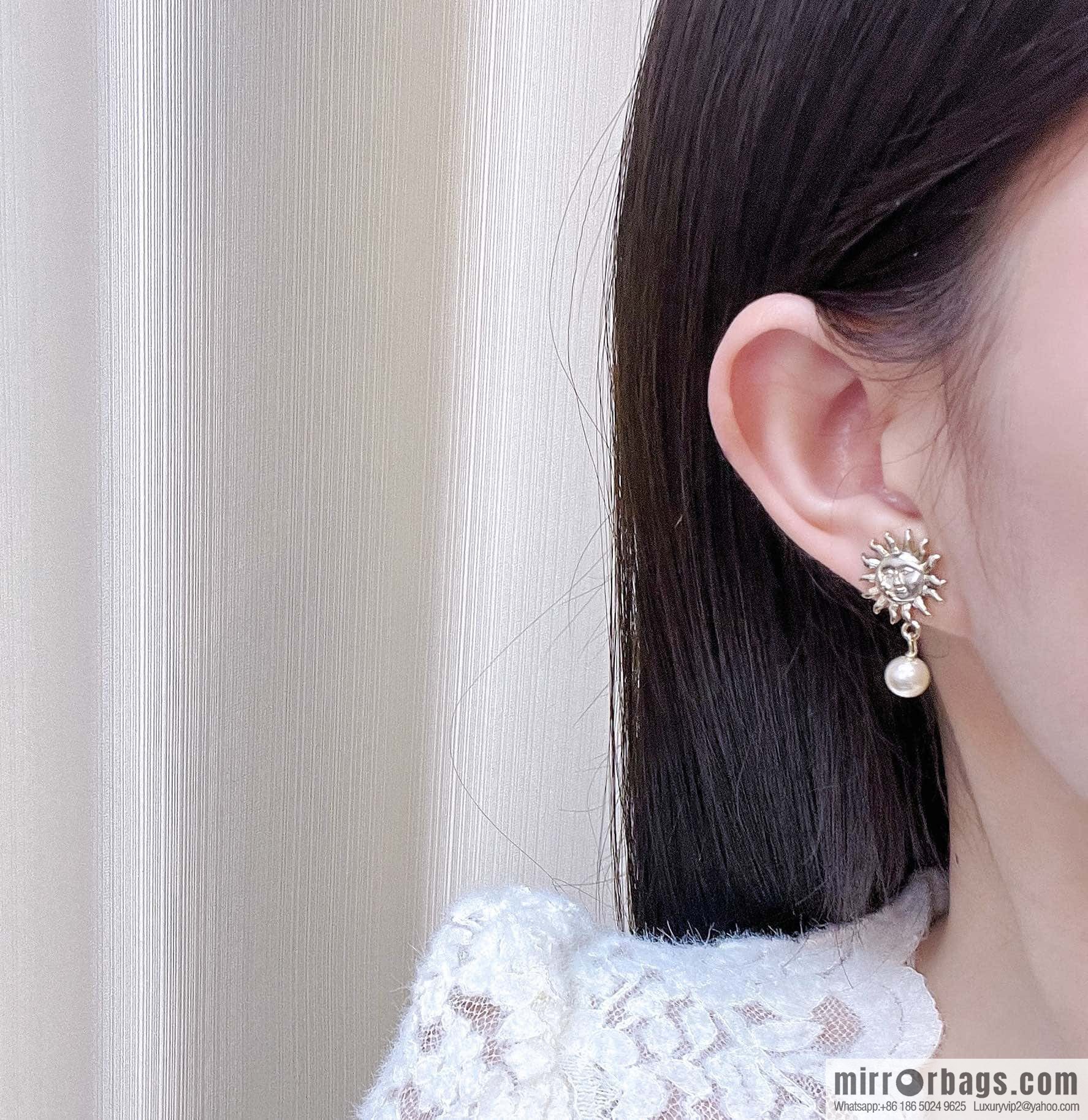 New ☑️ Dior No Sun Pearl CD Earrings Earrings