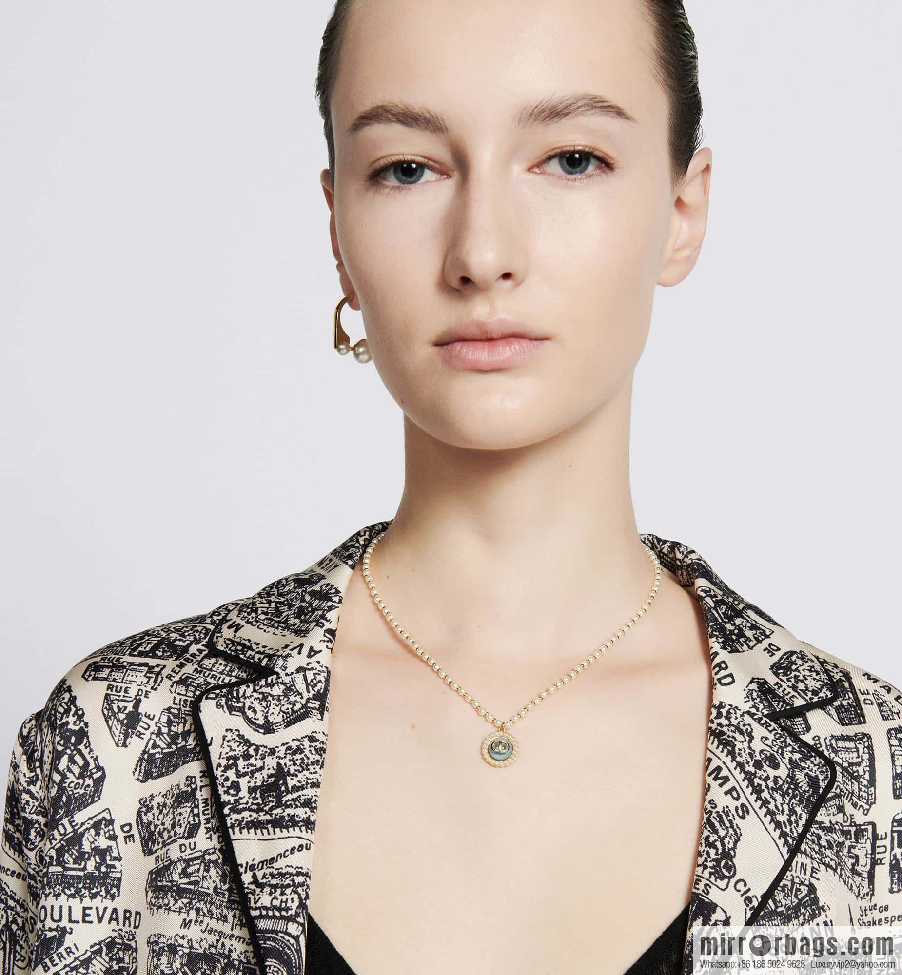 New ☑️ Dior drip CD pearl necklace
