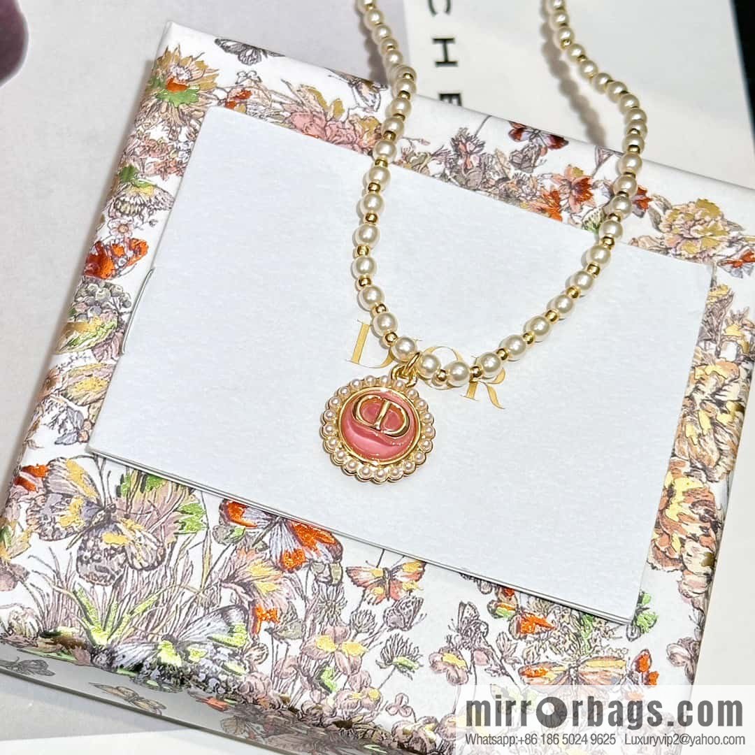 New ☑️ Dior drip CD pearl necklace