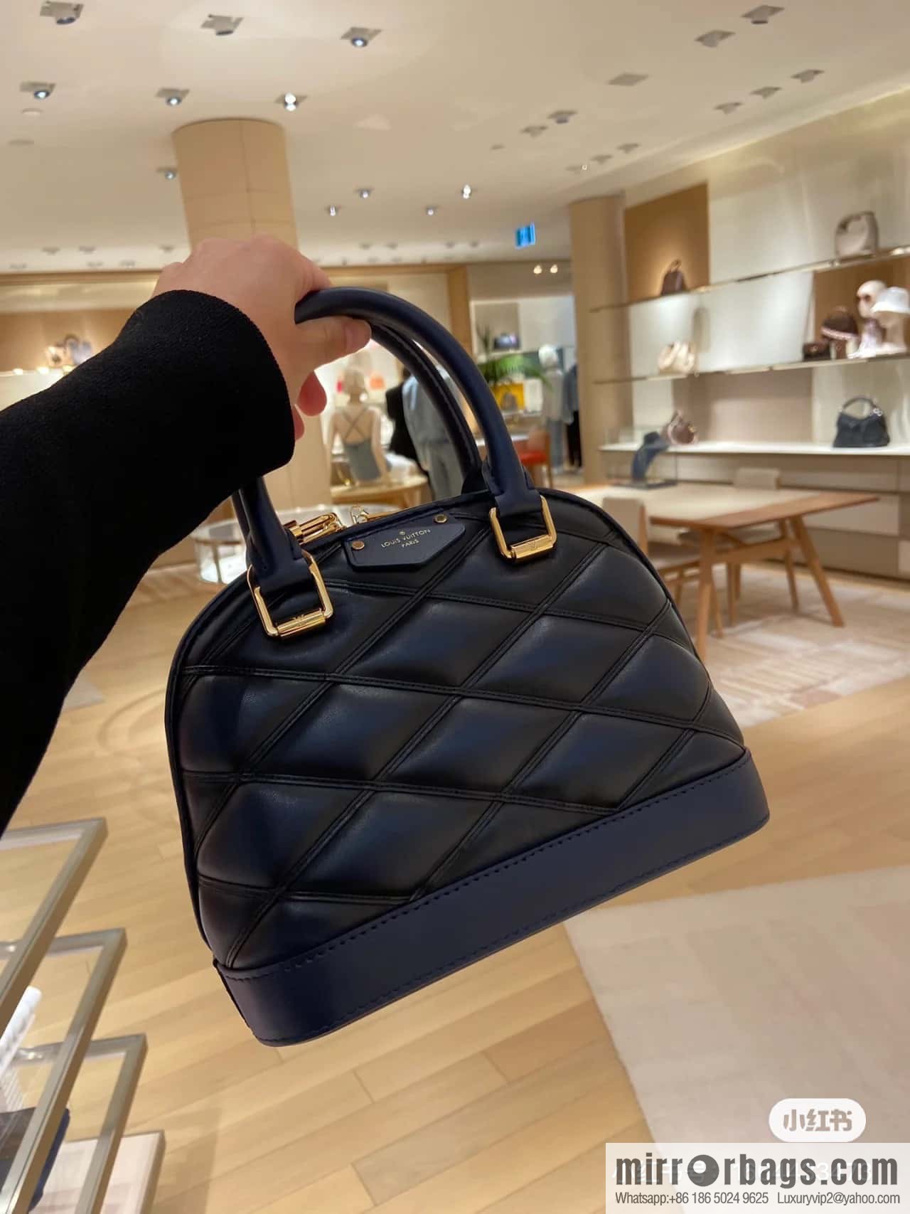 [Premium‑quality] M23666 dark blue rhombus, full leather shell bag series Alma BB shell handbag