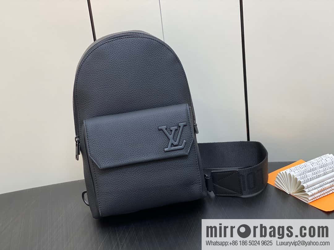 [Boutique‑grade] M23736 black full leather breast bag series Pilot slingback handbag, pilot sling bag