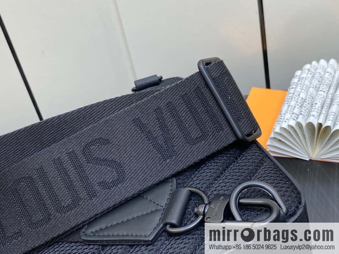 [Boutique‑grade] M23736 black full leather breast bag series Pilot slingback handbag, pilot sling bag