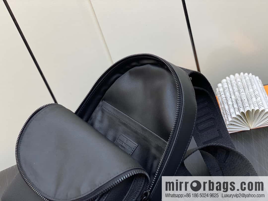 [Boutique‑grade] M23736 black full leather breast bag series Pilot slingback handbag, pilot sling bag
