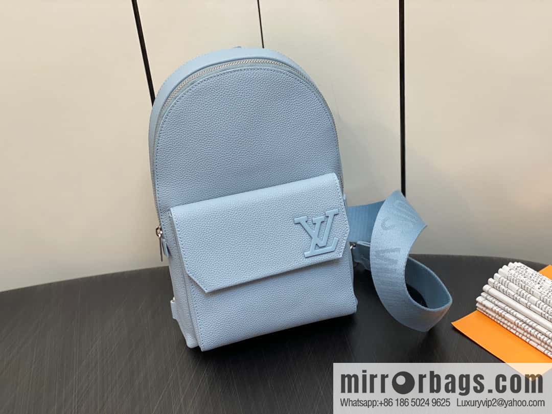 [Boutique‑grade] M23765 blue, full leather breast bag shoulder bag series, autumn and winter new PILOT shoulder bag