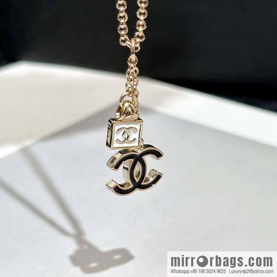 ❗️New ❗️☀️ New ☑️ Chanel Double C Tassel Square Oil Drop Necklace ☀️
