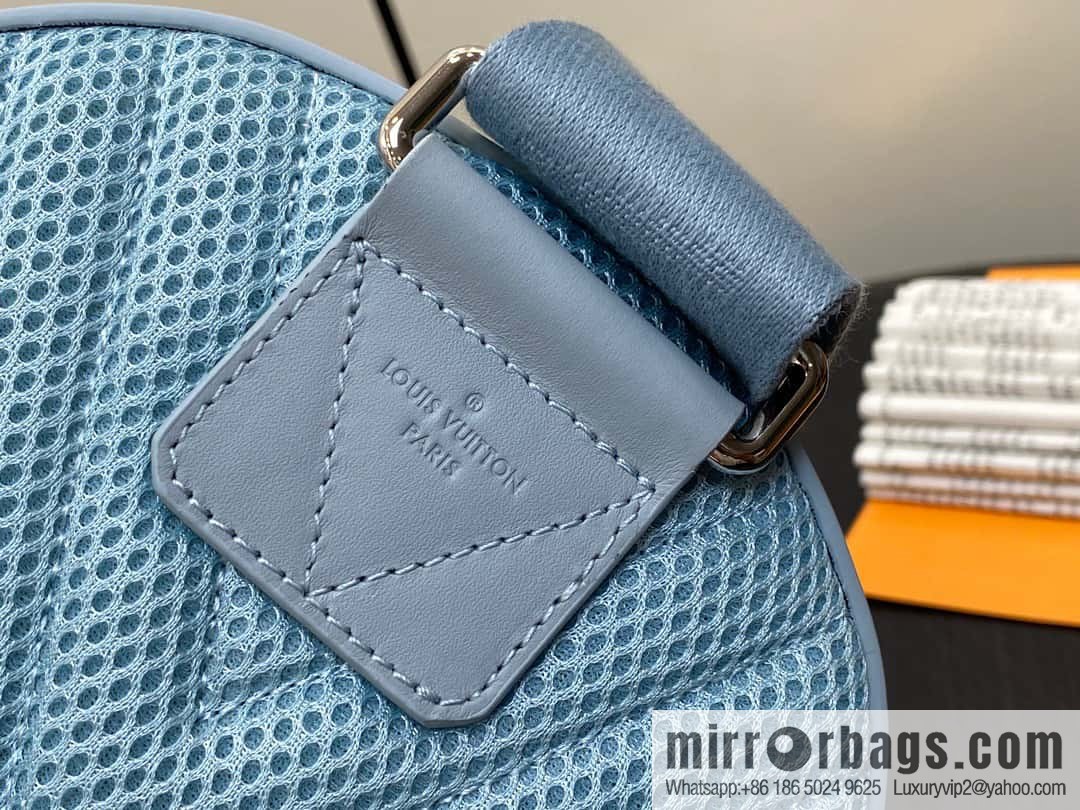 [Boutique‑grade] M23765 blue, full leather breast bag shoulder bag series, autumn and winter new PILOT shoulder bag