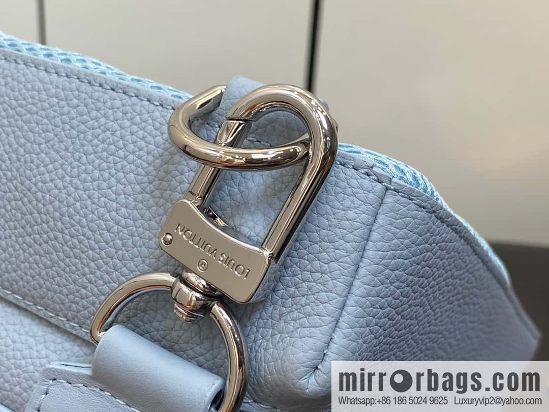 [Boutique‑grade] M23765 blue, full leather breast bag shoulder bag series, autumn and winter new PILOT shoulder bag