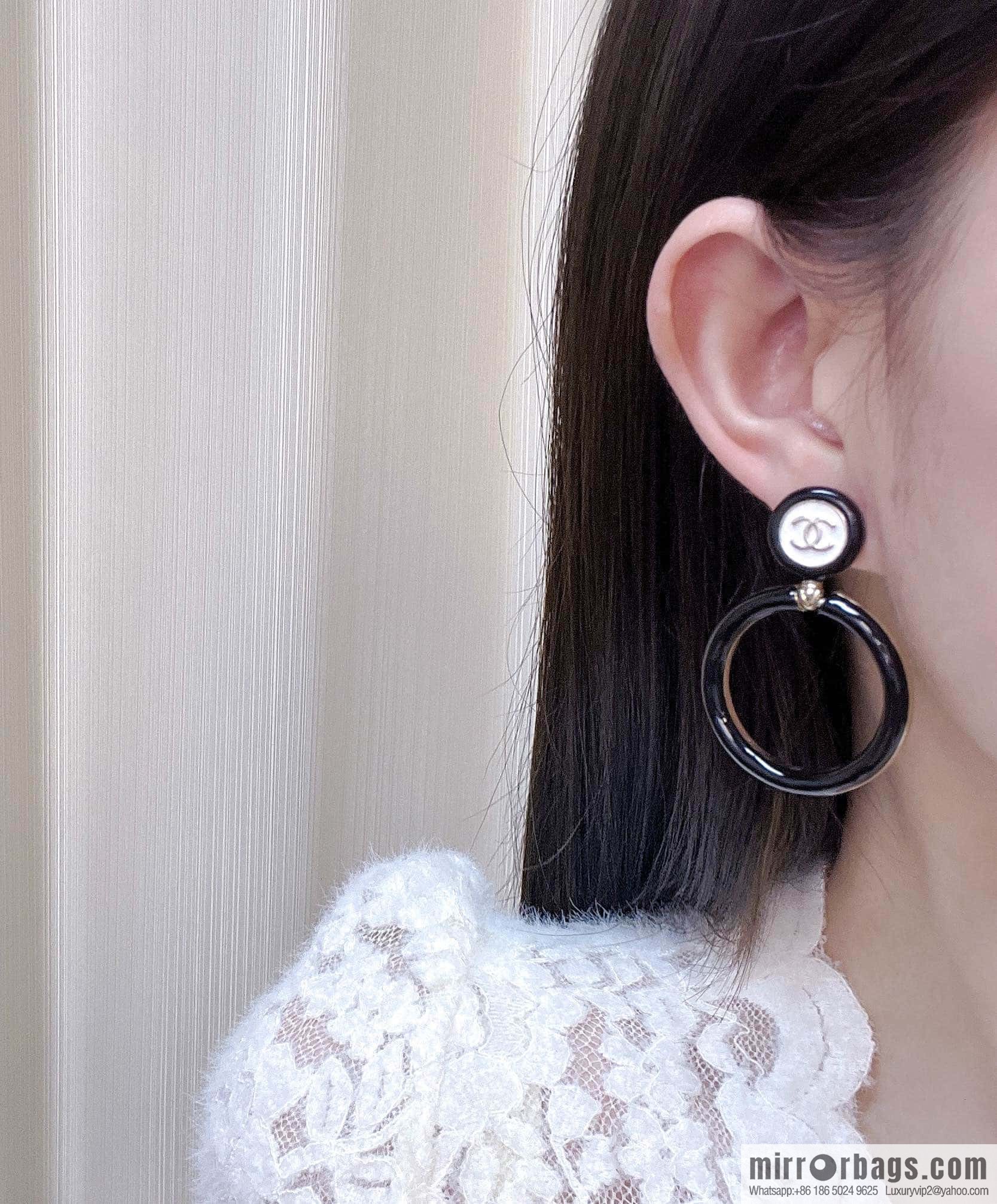 ❗️New ❗️☀️ new ☑️ chanel c2 double c black ring stud earrings ☀️