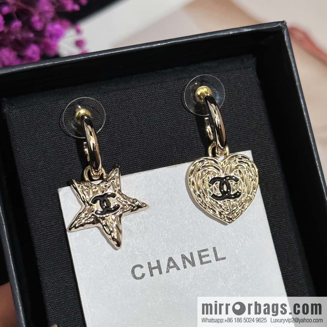 ❗️New ❗️☀️ new ☑️ Chanel c2 double c is not right, star peach heart earrings ☀️
