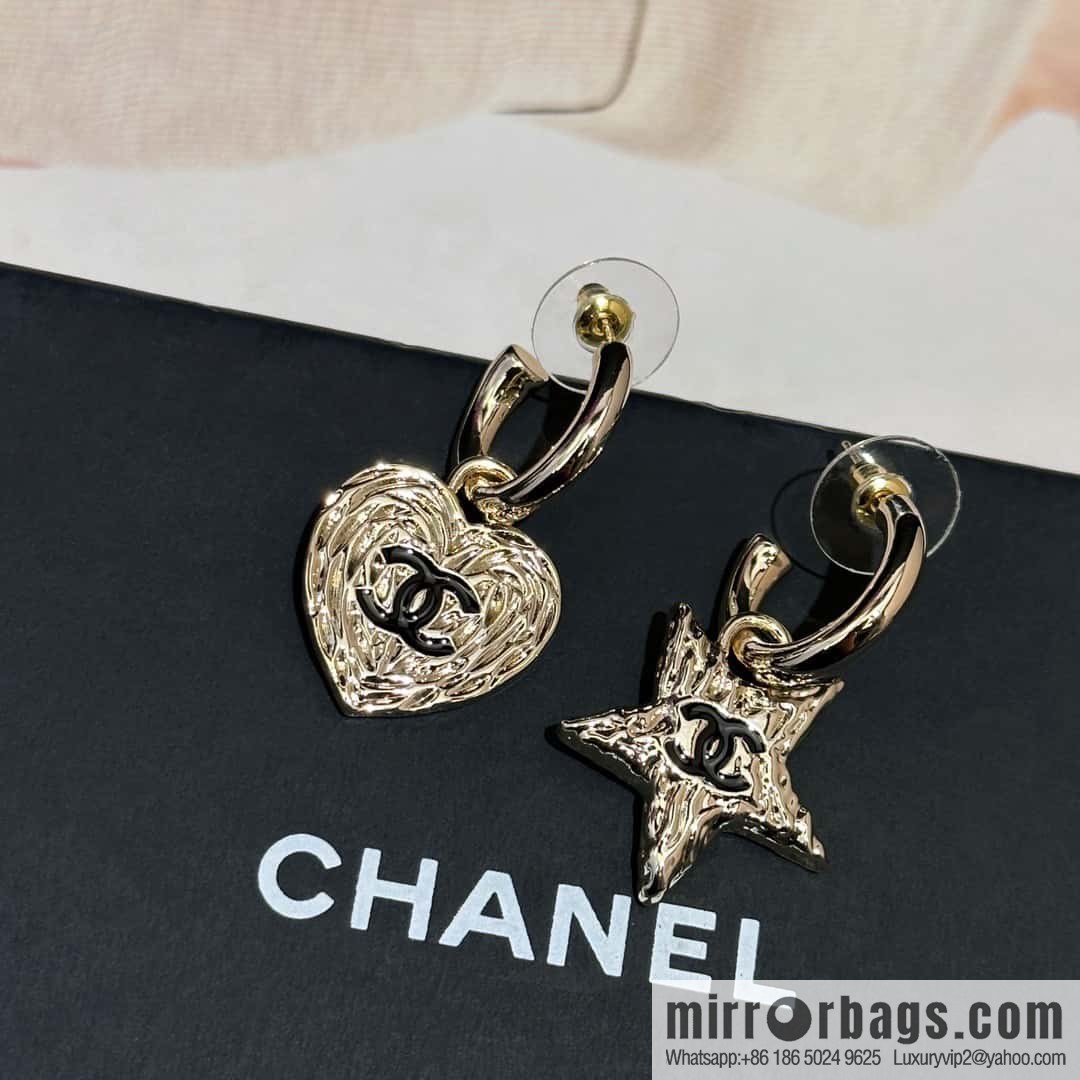 ❗️New ❗️☀️ new ☑️ Chanel c2 double c is not right, star peach heart earrings ☀️
