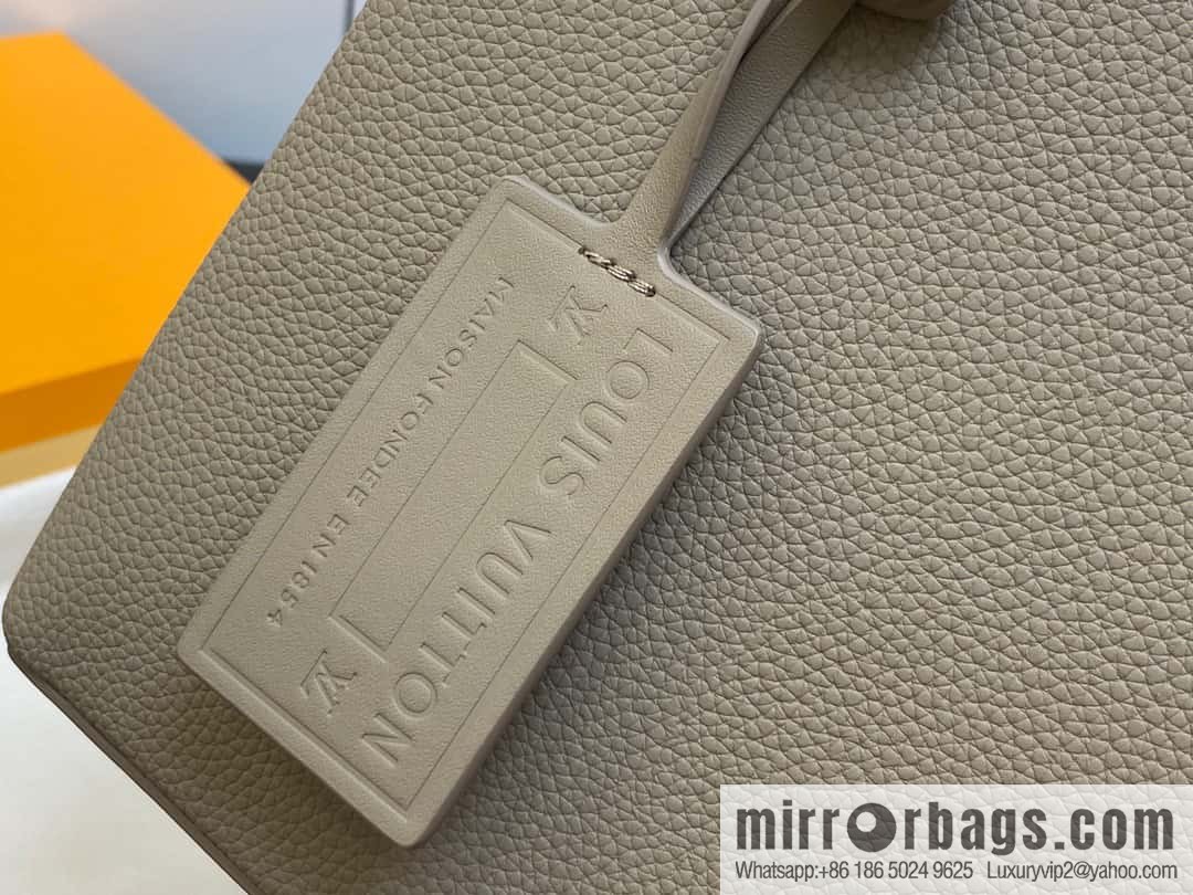 [Premium‑quality] M69837 apricot, full leather M82278 clutch bag series