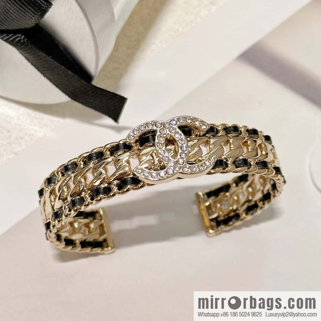 ❗️New ❗️☀️ New ☑️ Chanel Double C Black Leather Rope Opening Bracelet Bracelet ☀️