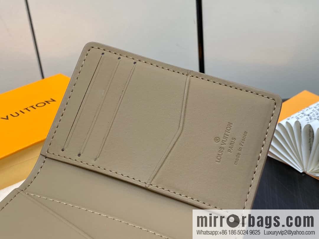 [Boutique‑grade] M81730 apricot, full leather card holder wallet series, pocket Aer wallet M81730 69979 New LV Aerogram pocket wallet