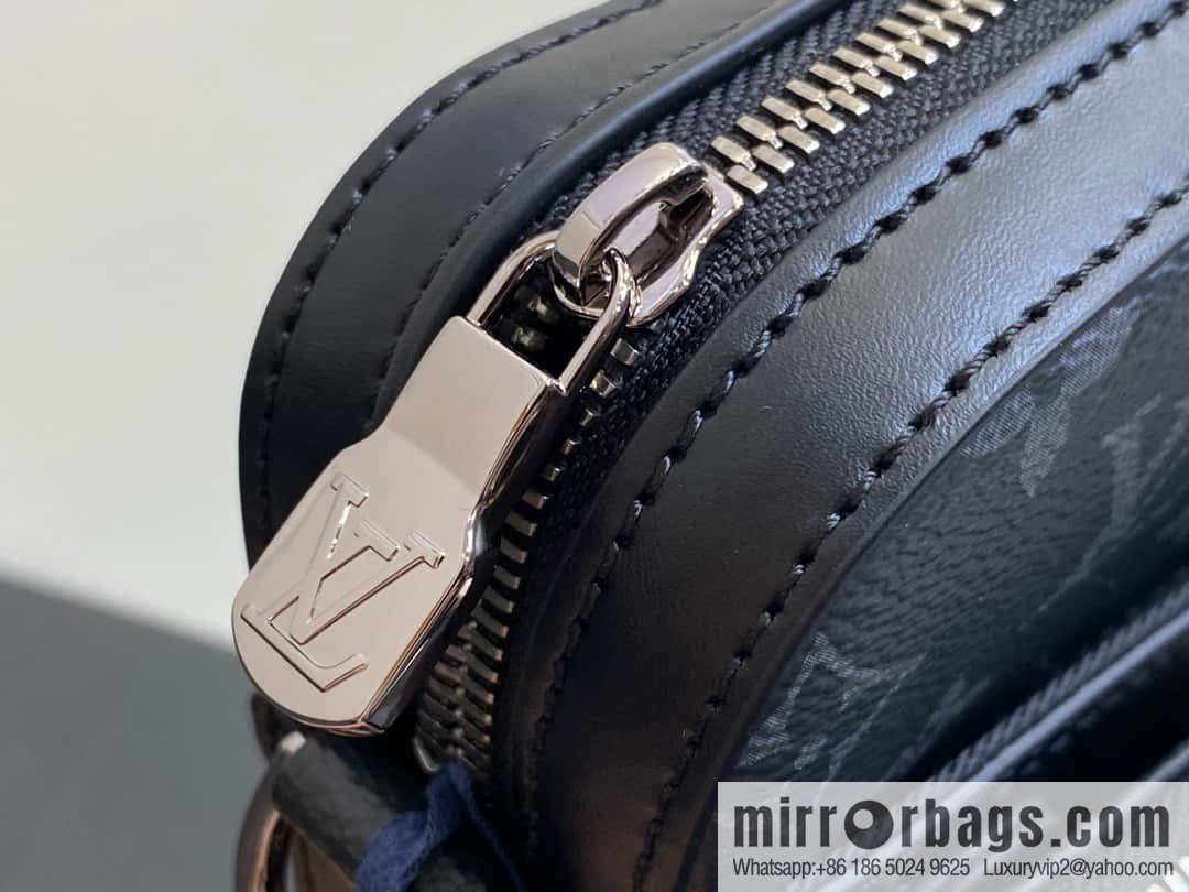 [Boutique‑grade] M69443 black flower, new version, men's bag three-piece messenger bag series Trio messenger bag