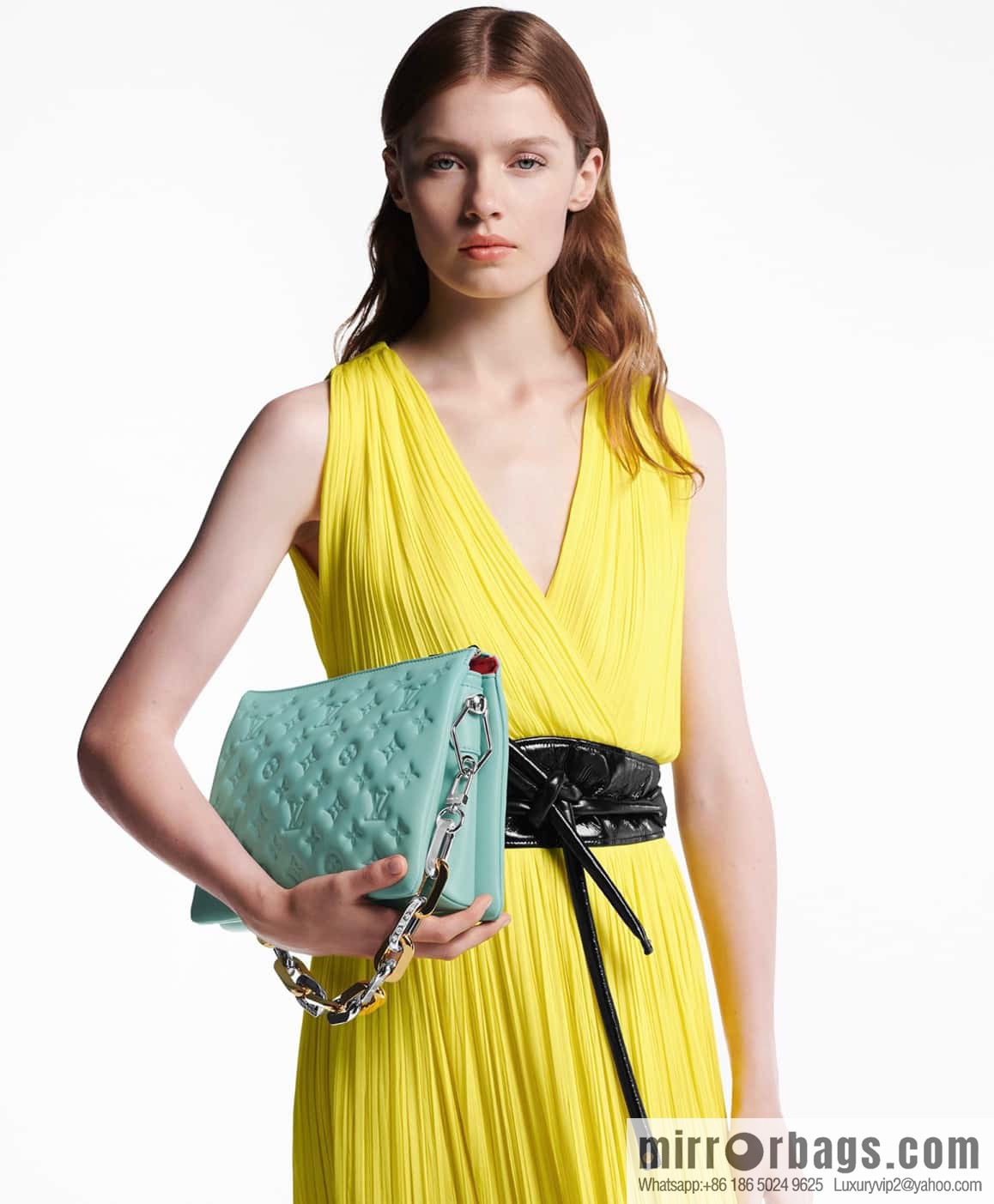 [Boutique‑grade] M22394 blue-green, full leather chain bag series, this Coussin small handbag.