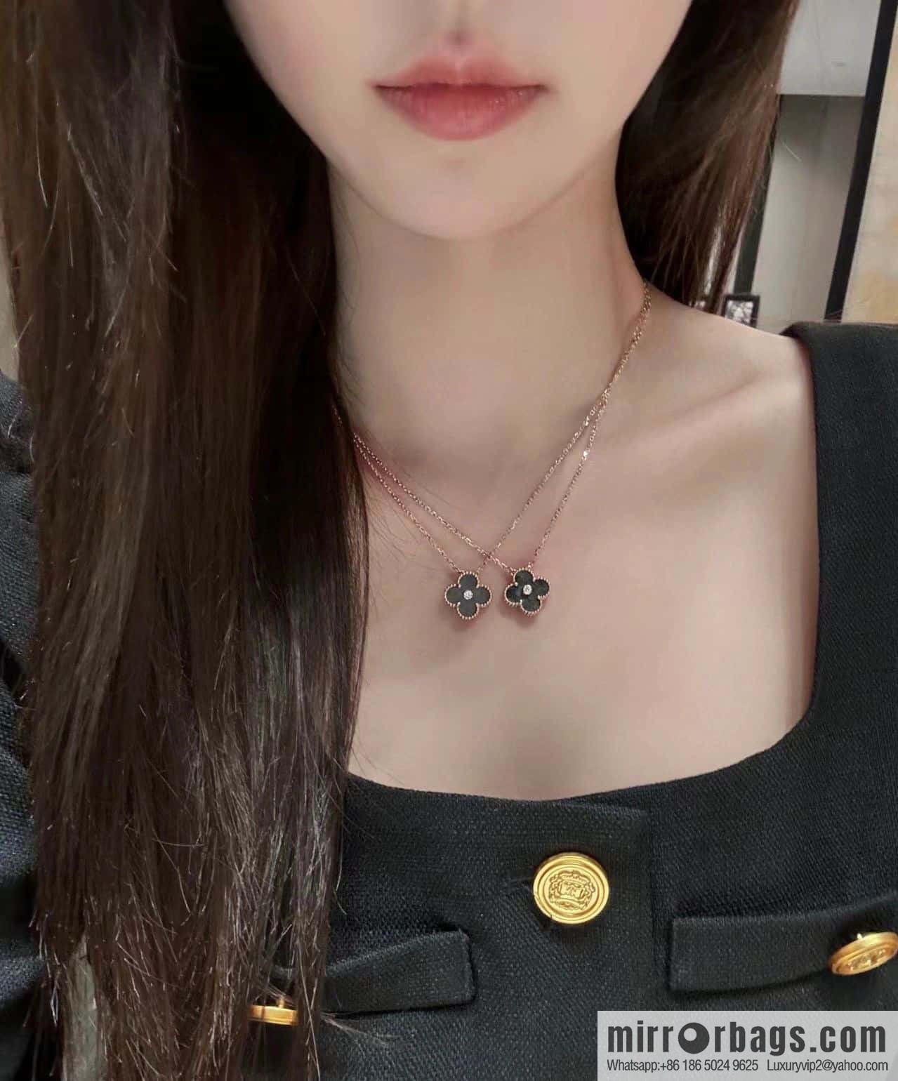 ☀️Van Cleef & Arpels Peter Stone Necklace ☀