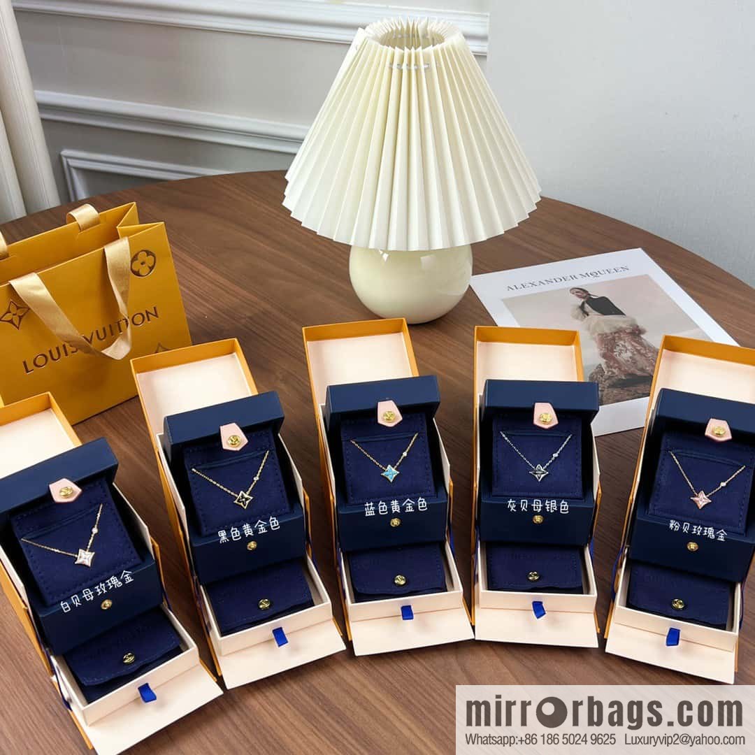 ☀Louis Vuitton Louis Vuitton LV diamond fritillary necklace ☀