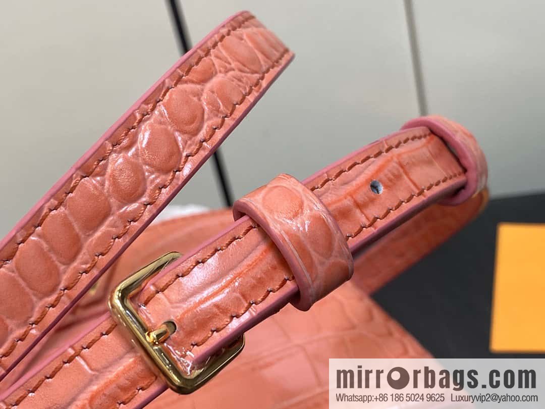 [Boutique‑grade] M48865 orange, crocodile pattern full leather cap that English series Capucines mini handbag
