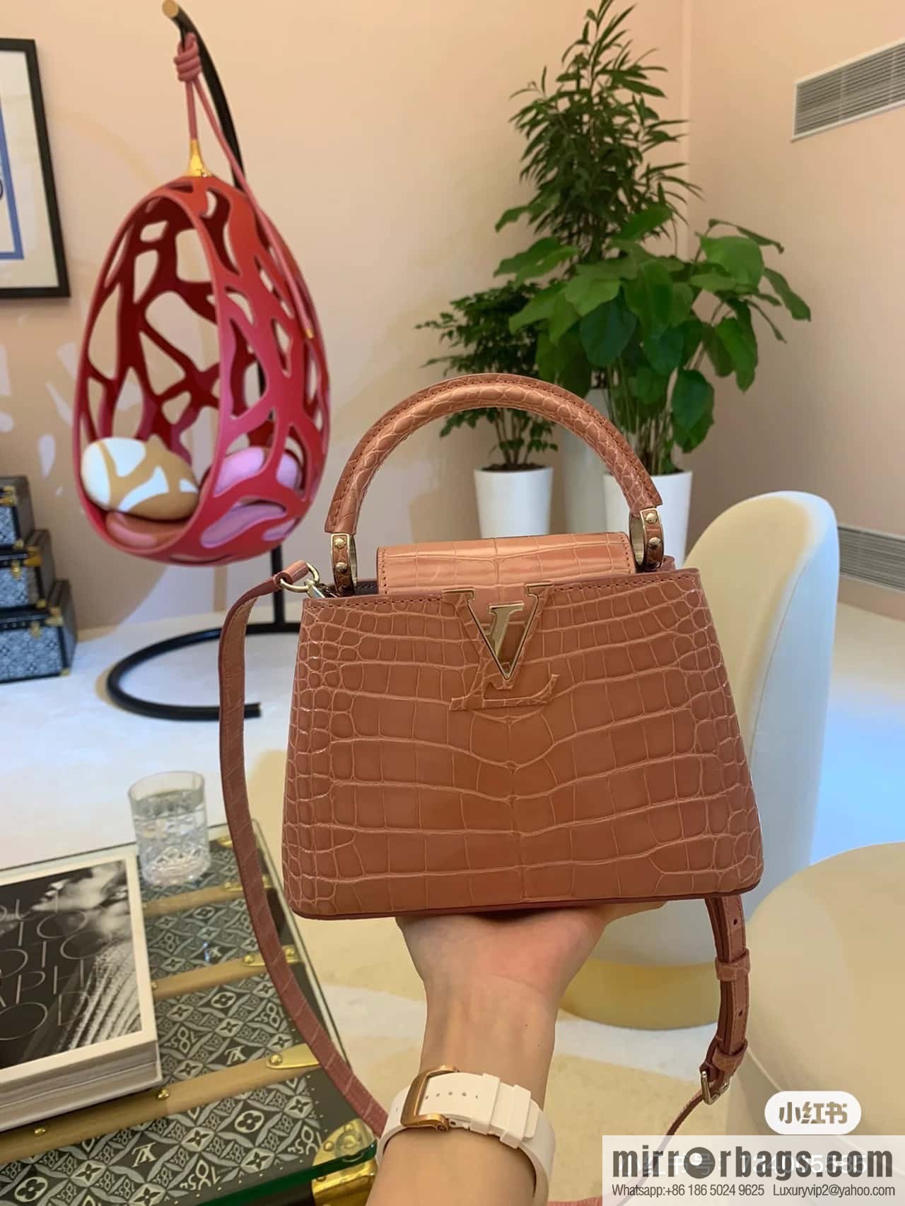 [Boutique‑grade] M48865 orange, crocodile pattern full leather cap that English series Capucines mini handbag
