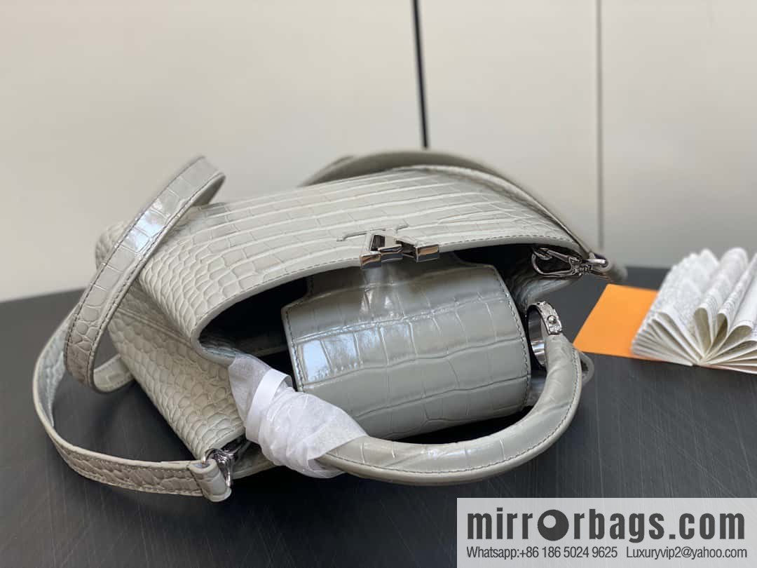 [Boutique‑grade] M48865 gray, crocodile pattern full leather cap that English series Capucines BB handbag