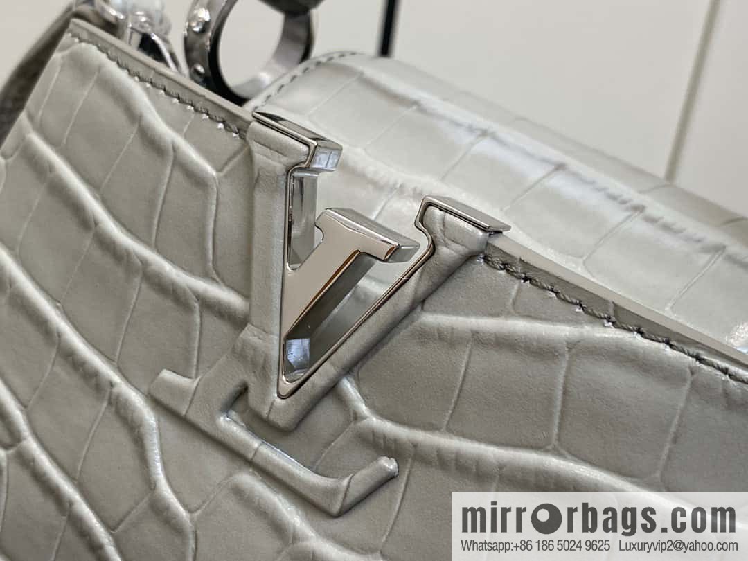 [Boutique‑grade] M48865 gray, crocodile pattern full leather cap that English series Capucines mini handbag