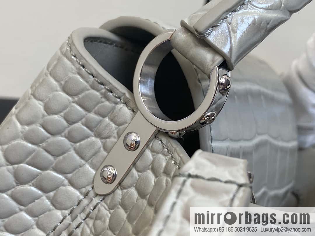 [Boutique‑grade] M48865 gray, crocodile pattern full leather cap that English series Capucines mini handbag