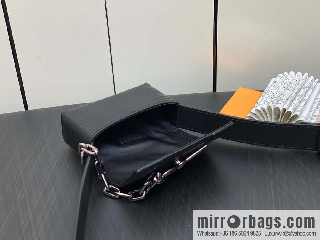 [Premium‑quality] M23837 black full leather epi mini men's bag, tip bag micro steamer handbag