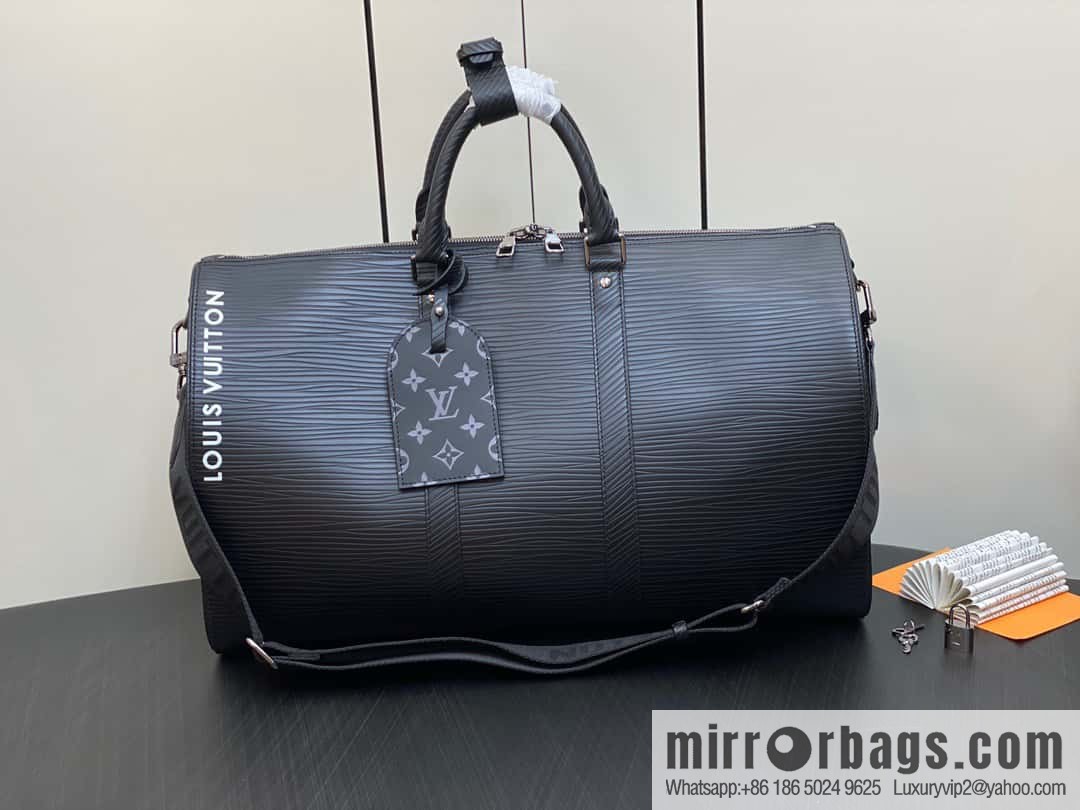[Boutique‑grade] M23721 black epi full leather travel bag series, this Keepall Bandoulière 50 handbag