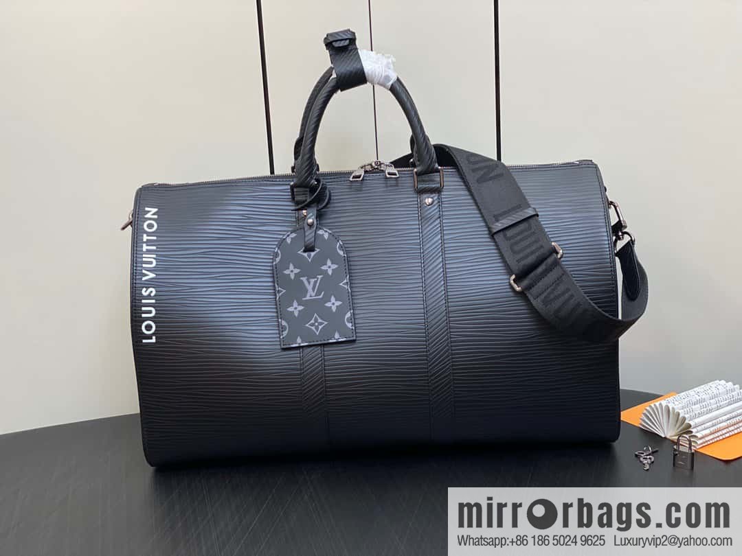 [Boutique‑grade] M23721 black epi full leather travel bag series, this Keepall Bandoulière 50 handbag