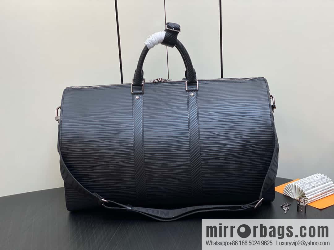 [Boutique‑grade] M23721 black epi full leather travel bag series, this Keepall Bandoulière 50 handbag