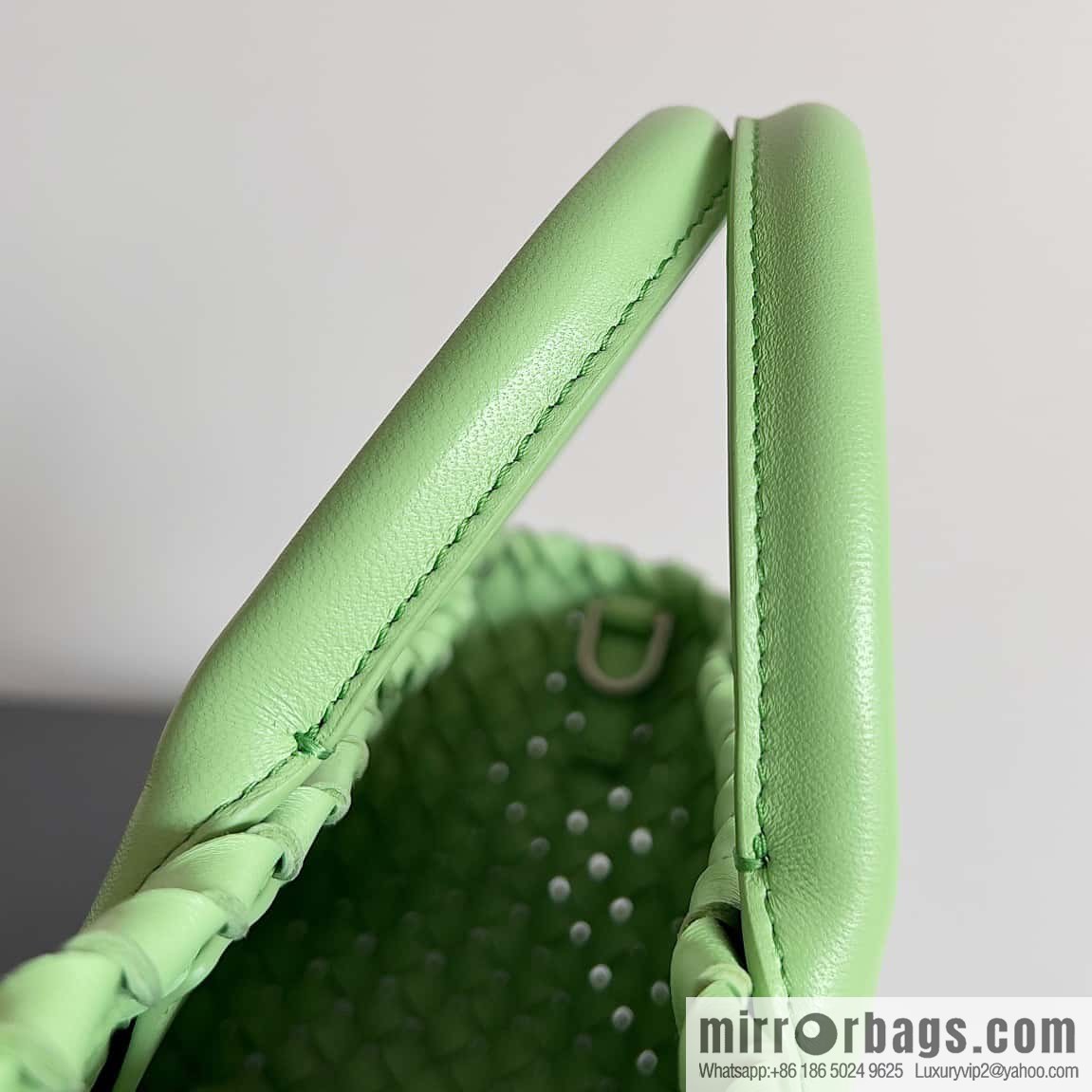 BV Mini Cabat Limited Edition mini vegetable basket BAG model; 709464 avocado color