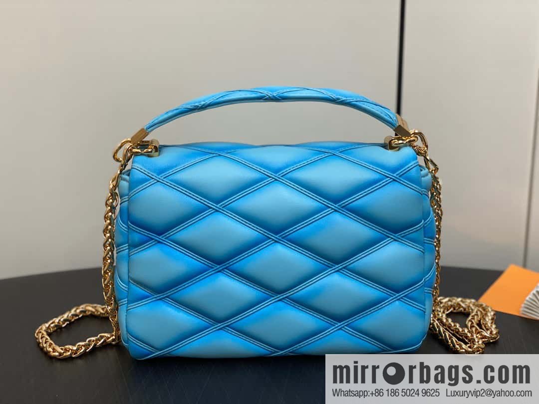 [Boutique‑grade] M22891 water blue, full leather rhombus chain bag series GO-14 Teist medium handbag M22890 GO-14 medium handbag
