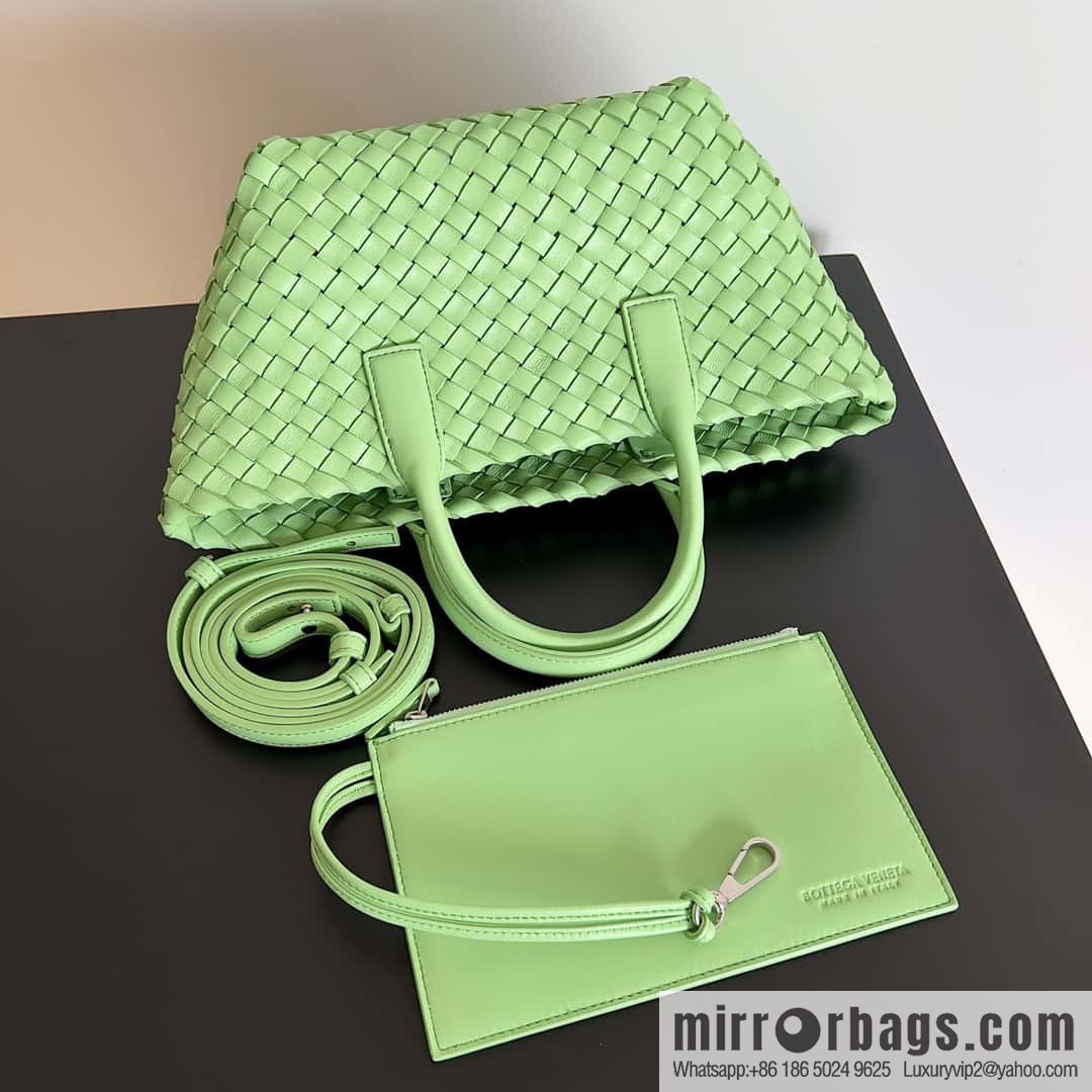 BV Mini Cabat Limited Edition mini vegetable basket BAG model; 709464 avocado color