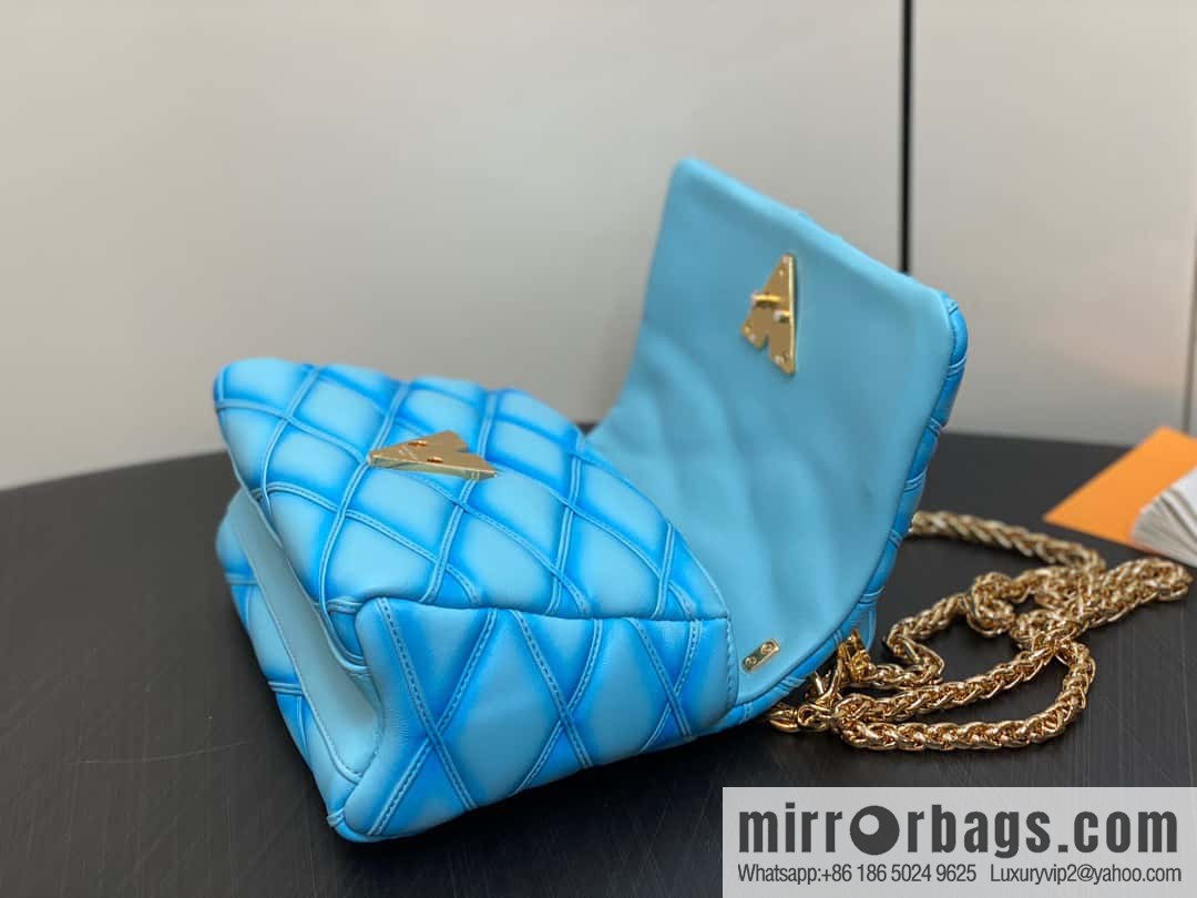 [Boutique‑grade] M22891 water blue, full leather rhombus chain bag series GO-14 Teist medium handbag M22890 GO-14 medium handbag