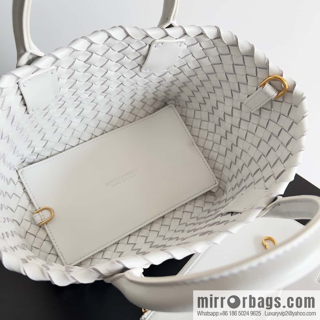 BV Mini Cabat Limited Edition mini vegetable basket BAG model; 709464 white