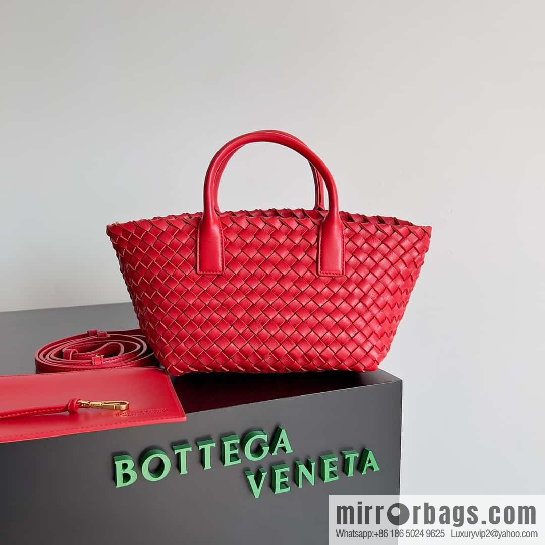 BV Mini Cabat Limited Edition mini vegetable basket BAG model; 709464 big red